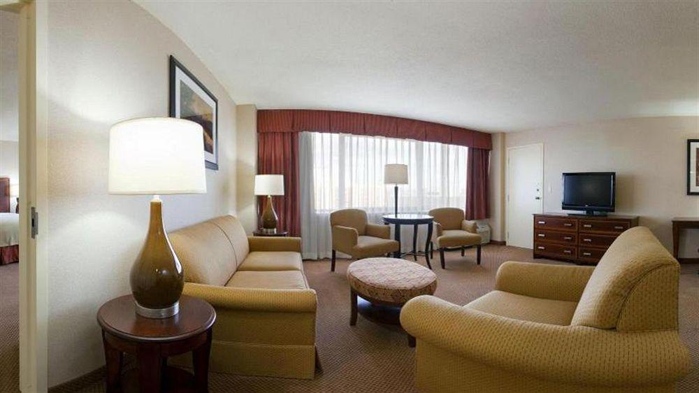 Holiday Inn Secaucus Meadowlands Ngoại thất bức ảnh