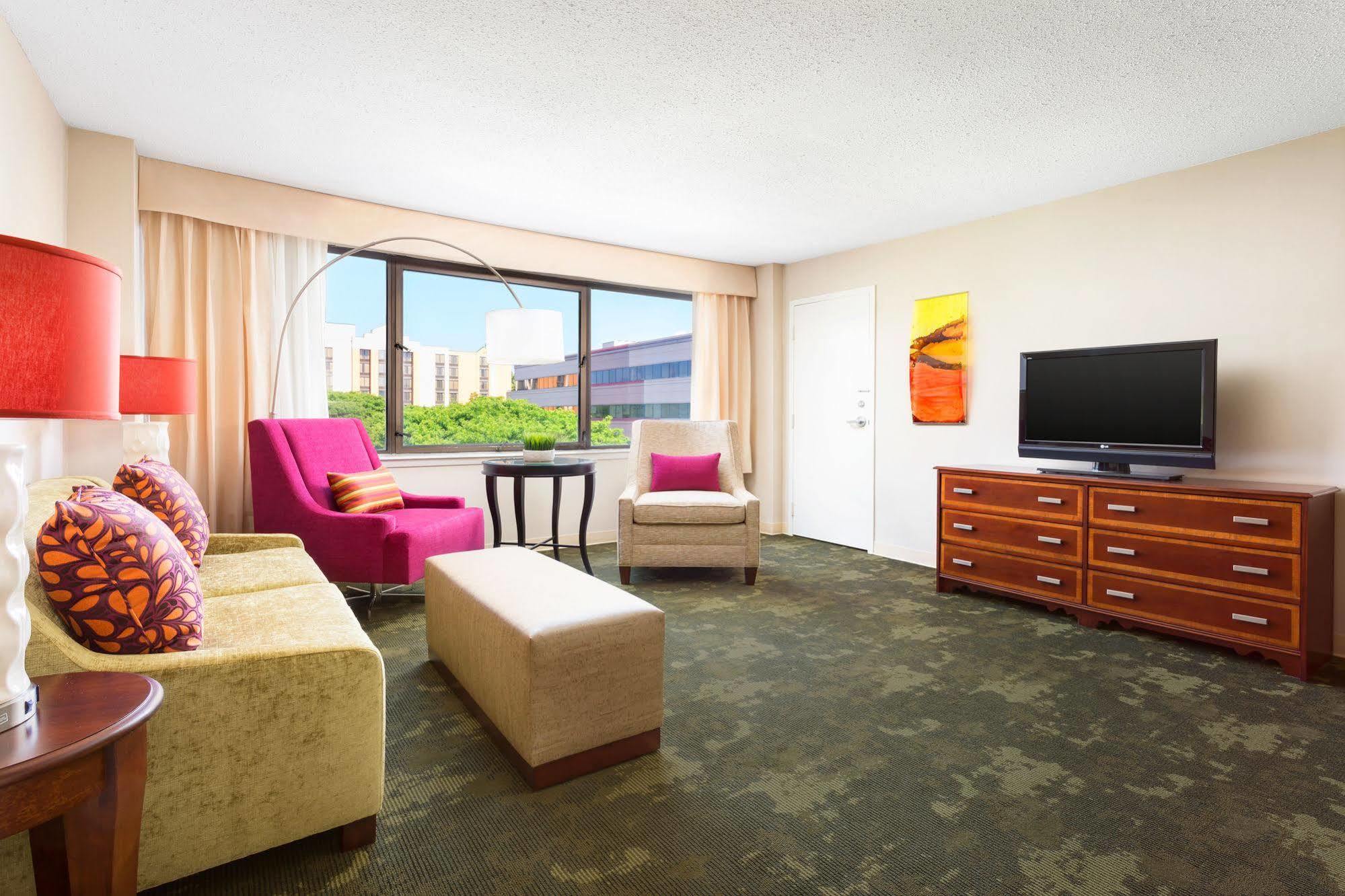 Holiday Inn Secaucus Meadowlands Ngoại thất bức ảnh