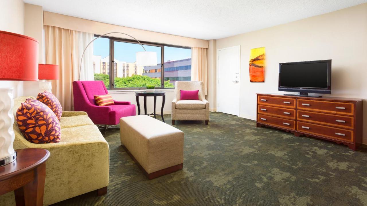 Holiday Inn Secaucus Meadowlands Ngoại thất bức ảnh