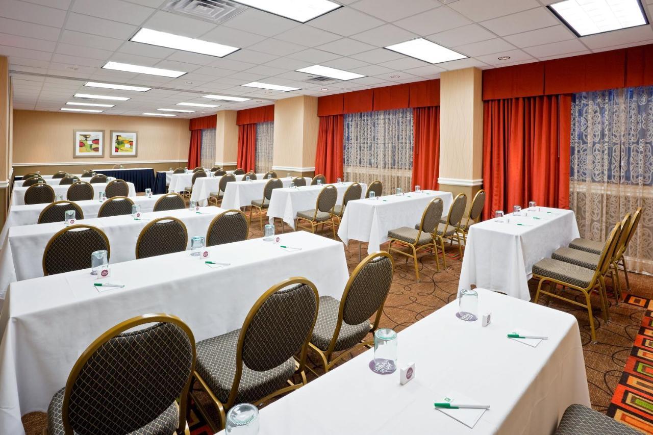 Holiday Inn Secaucus Meadowlands Ngoại thất bức ảnh